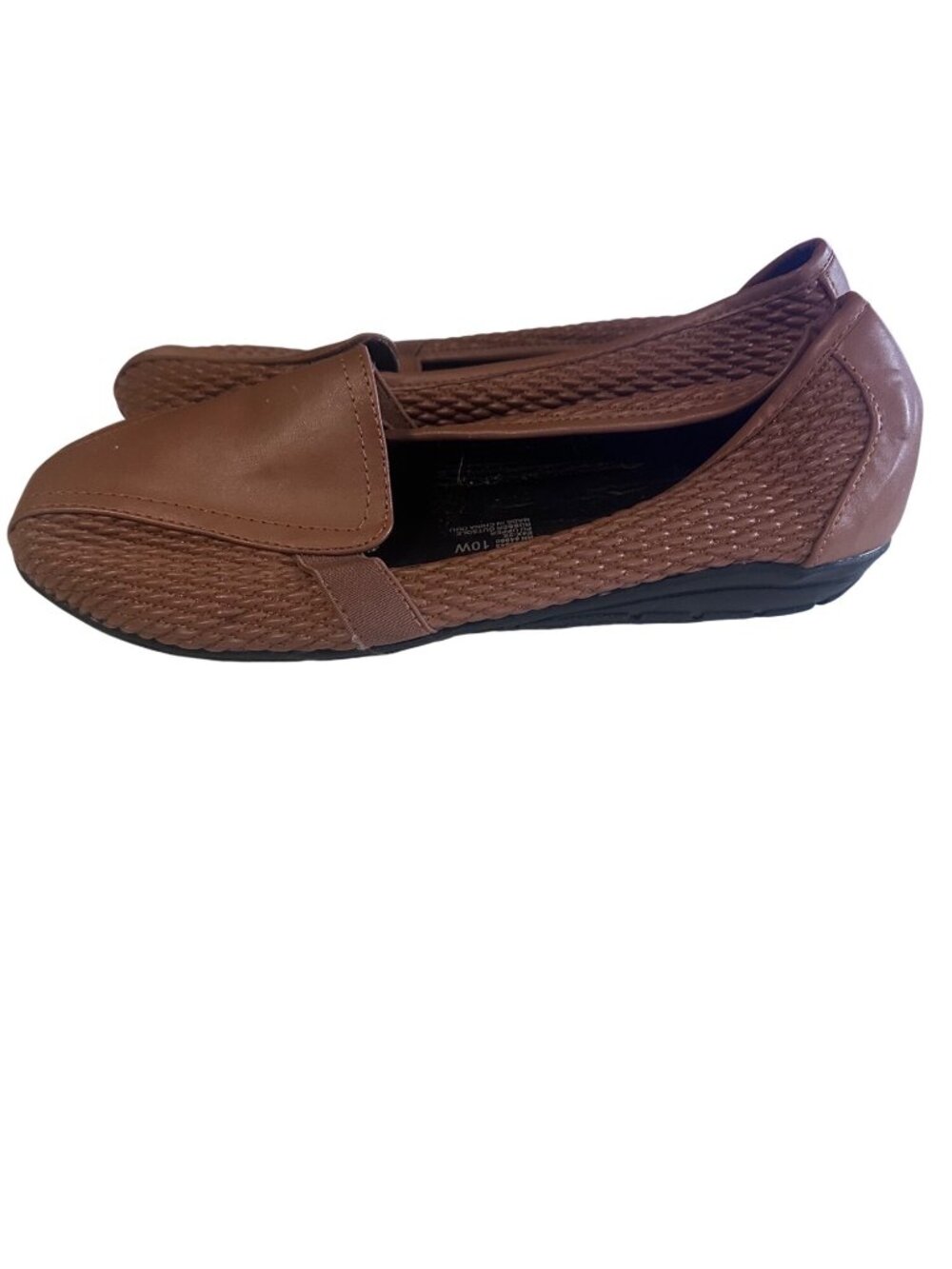 Comfort Well by Beacon brown woven flats size 10W